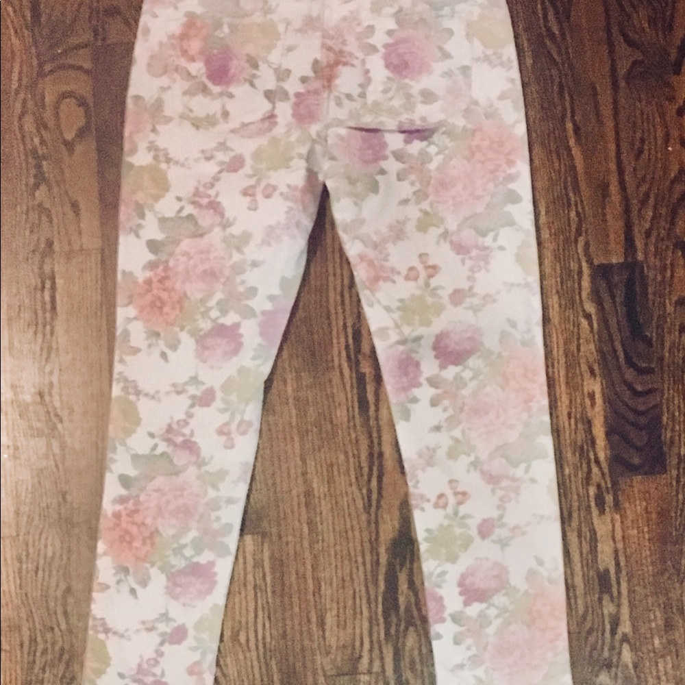 Seven 7 Floral Jeans - Picture 2 of 4